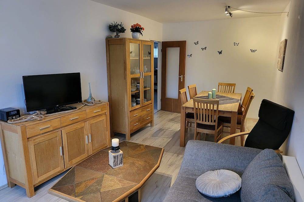 Entire apartment, Fewo Luchsauge im Ferienresort mit Pool in Suedlicher Schwarzwald, Schluchsee