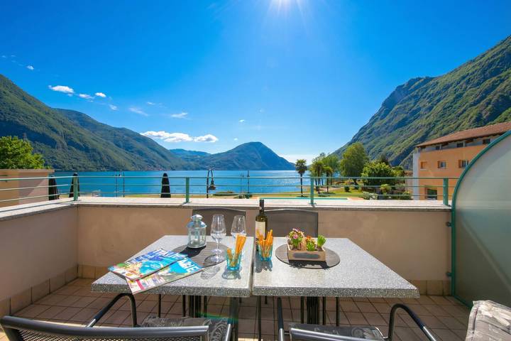 Gîte pour 4 personnes, avec terrasse et vue sur le lac, animaux acceptés dans Porlezza