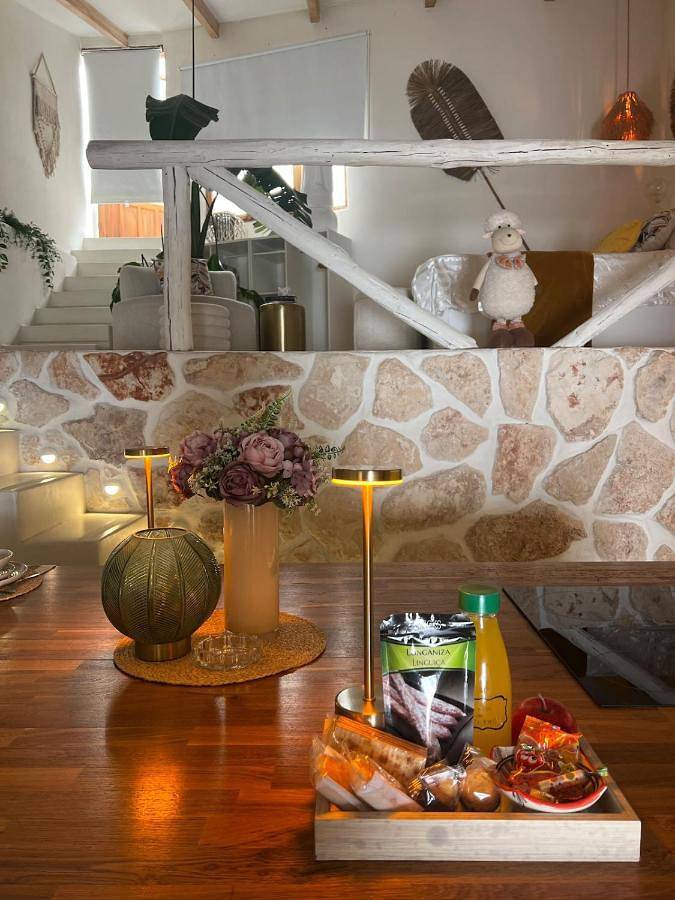 Apartamento de vacaciones para 2 personas, con Terraza además de Jardín y Piscina en La Alcarria - 2