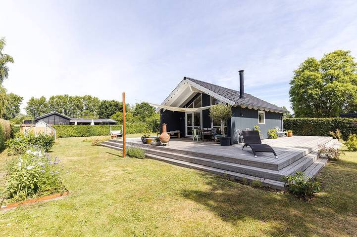 Ferienhaus für 4 Personen, mit Terrasse und Garten, mit Haustier