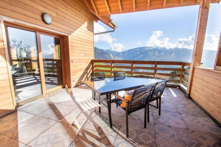 Gîte pour 8 personnes, avec terrasse