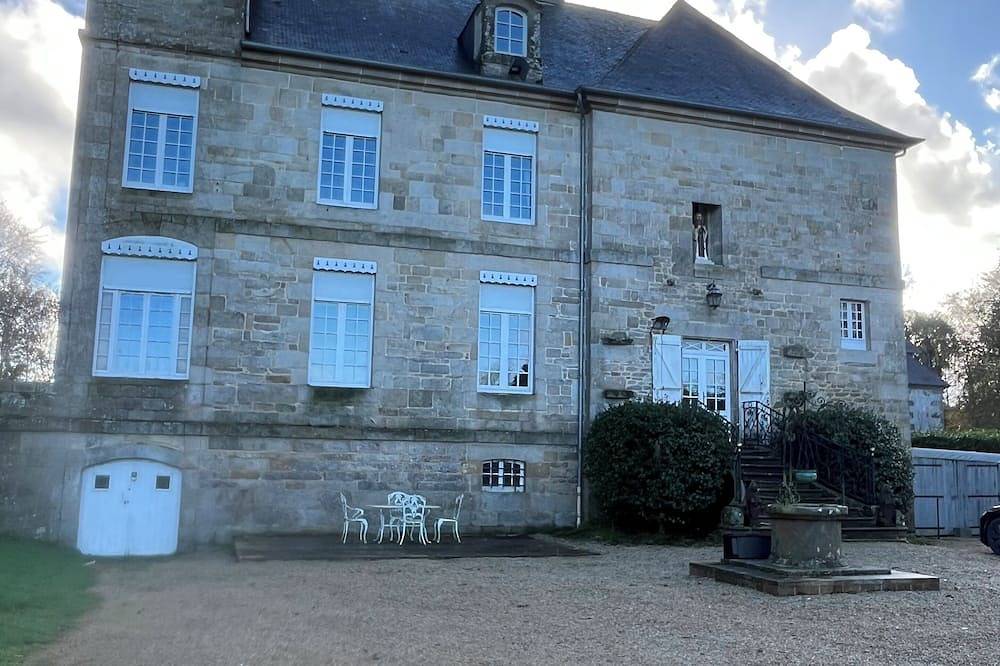 Château à la campagne in Languédias, Dinan und Umgebung
