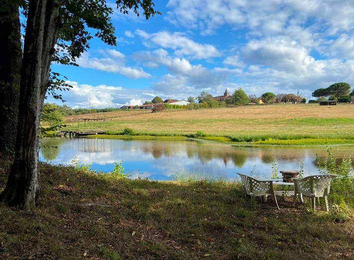 Gîte pour 6 personnes, avec vue sur le lac ainsi que terrasse et jardin, animaux acceptés dans le Gers - 3