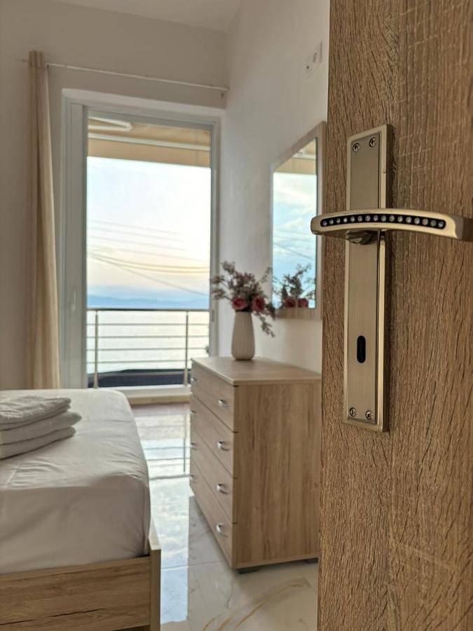 Gîte pour 6 personnes, avec vue et terrasse dans Mikra Mandinia - 3