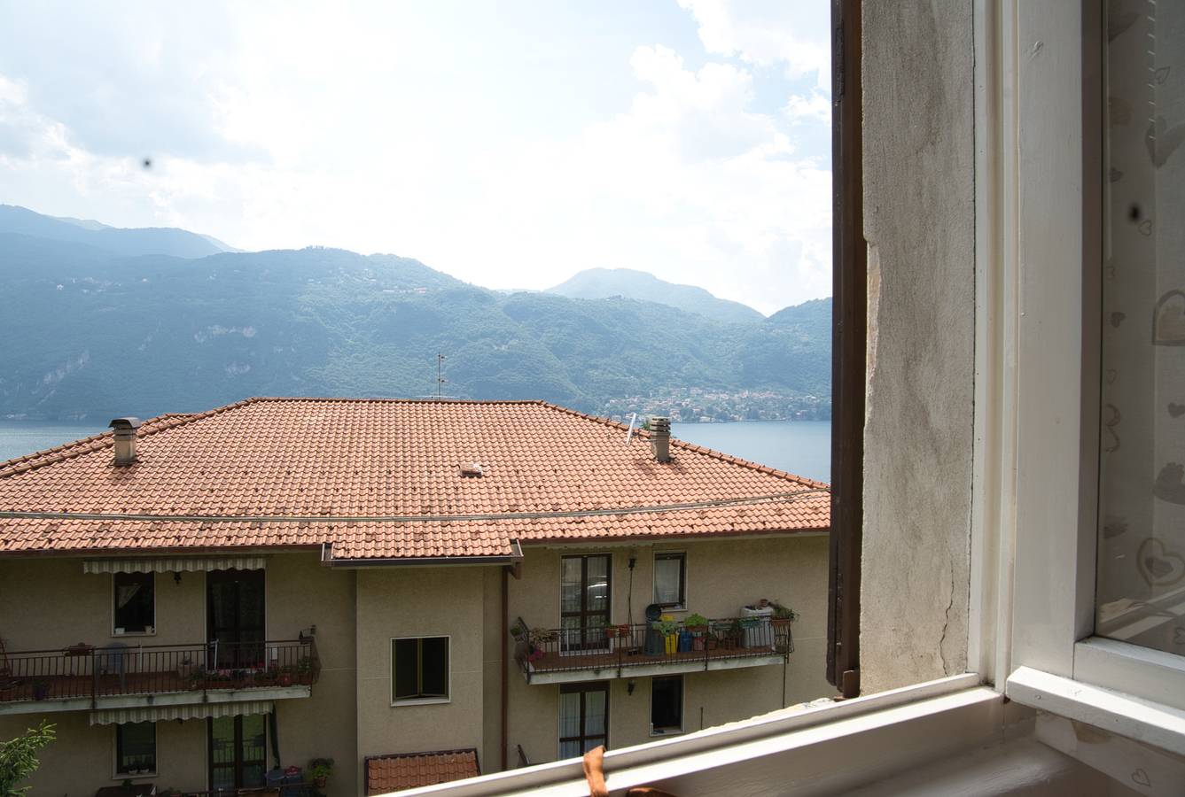 Ganze Wohnung, Villa Pini Balbiani - Appartamento Balbiani in Lierna, Westliche Bergamo-Alpen