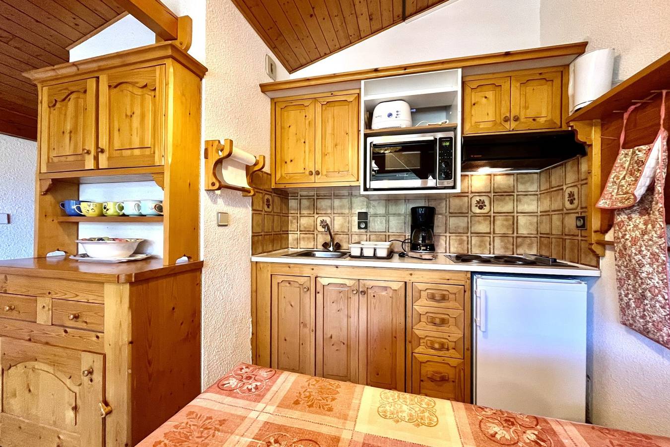Apartamento entero, Apartamento de vacaciones para 4 personas con jardín in Combloux, Pays du Mont-Blanc