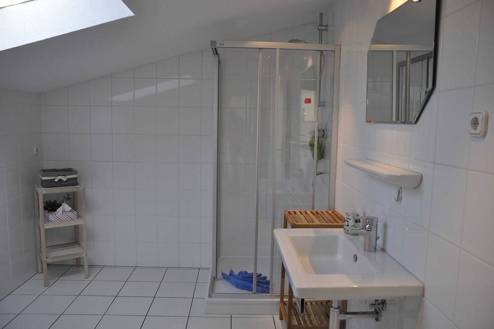 Ganze Wohnung, Haus Windrose Fv 5 - Appartement 5 in Ostseebad Binz, Binz