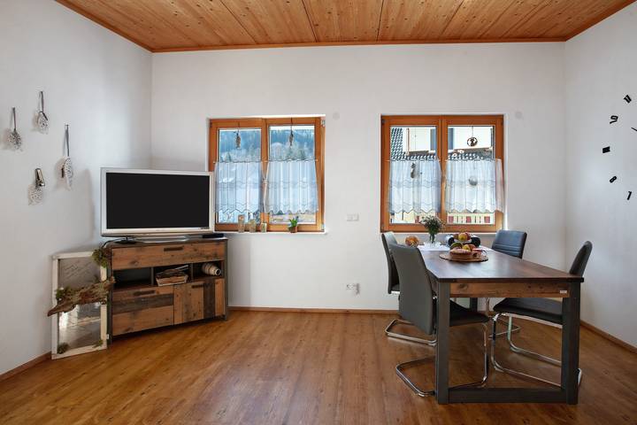 Appartement entier, Appartement 'Fewo Rabenfelsen' avec terrasse privée et Wi-Fi in Geschwend (Todtnau), Todtnau
