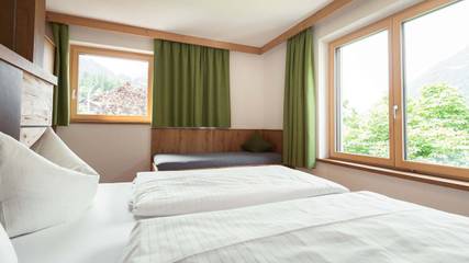 Ferienwohnung für 7 Personen in Lechtaler Alpen, Bichlbach, Bild 3