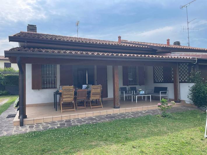 Villa per 6 persone, con Terrazza e Giardino a Manerba del Garda
