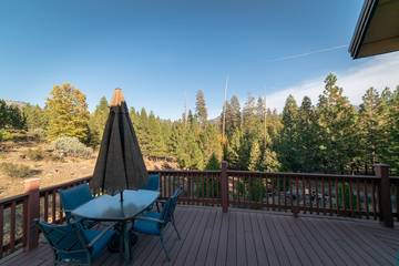 Log Cabin for 8 Guests in Mariposa County, Picture 1