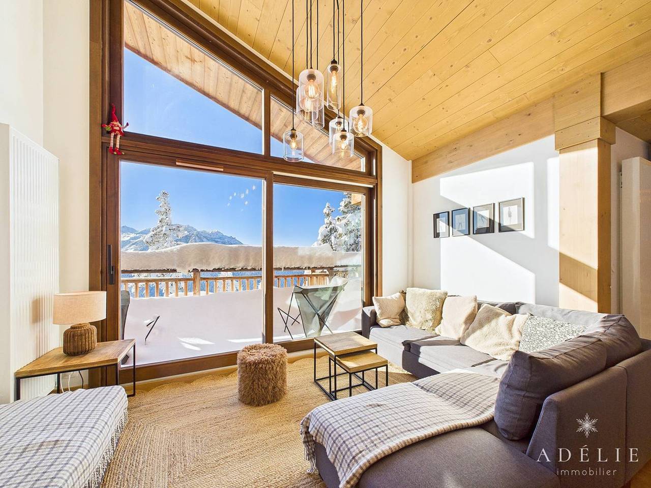 Appartement entier, Superbe Apt 5P au Centre, 200m des Pistes, 3 Sdb, Mezzanine, Balcon Sud, Parking, Wifi in La Rosière, Montvalezan