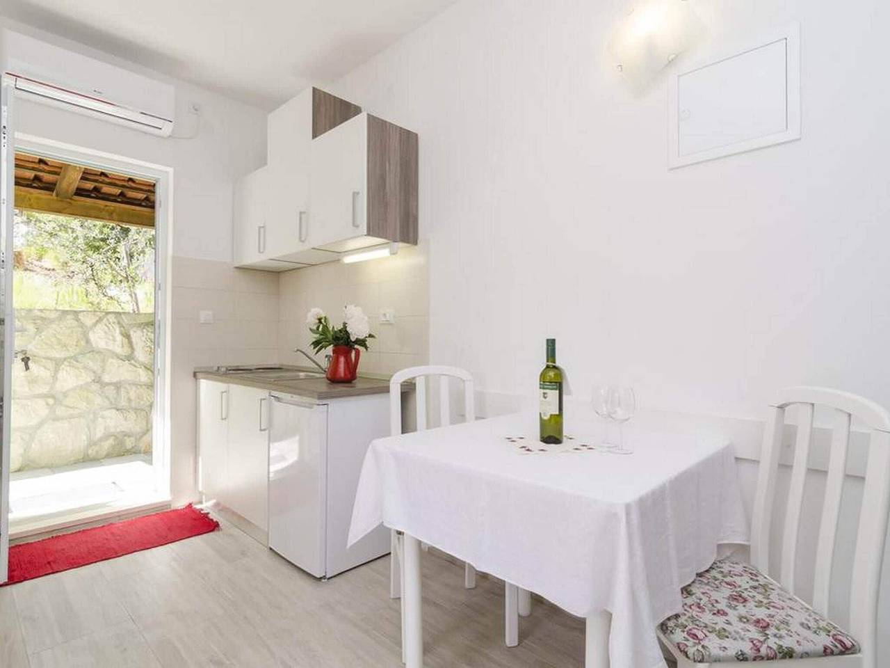 Ganze Wohnung, Apartments Matuško Mljet - One Bedroom Apartment with Balcony and Sea View in Mljet