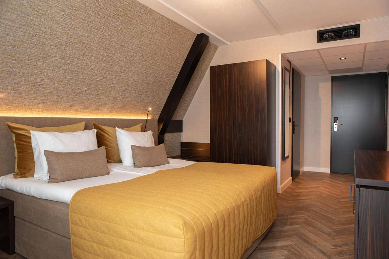 Grand Hotel Beatrix in Den Helder, Noord-Holland - Nordseeküste