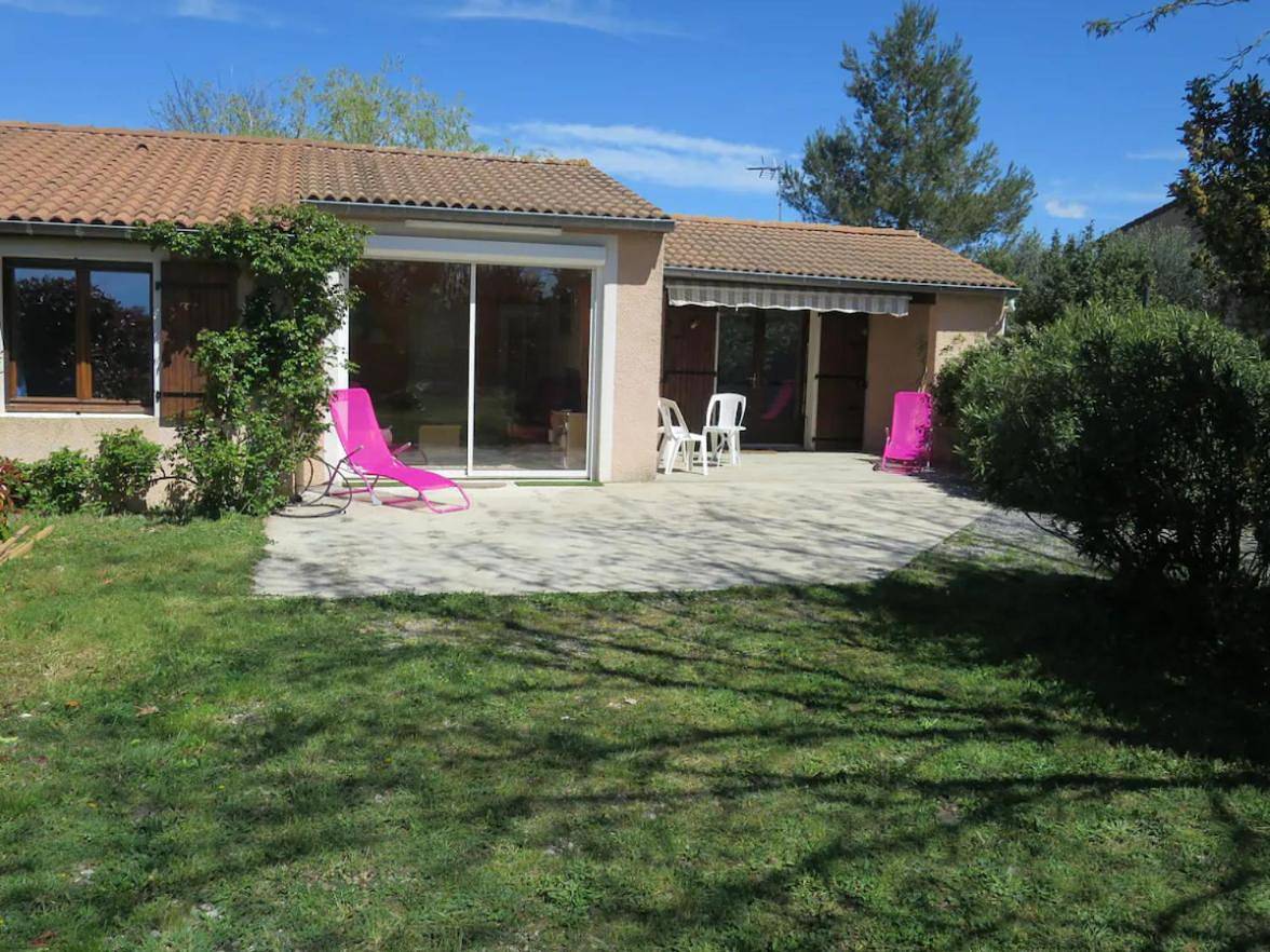 Maison Indépendante 3étoiles avec grand jardin in Saint-Germain, Ardèche