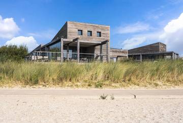 Villa for 6 Guests in Goeree-Overflakkee, North Sea Netherlands, Picture 2