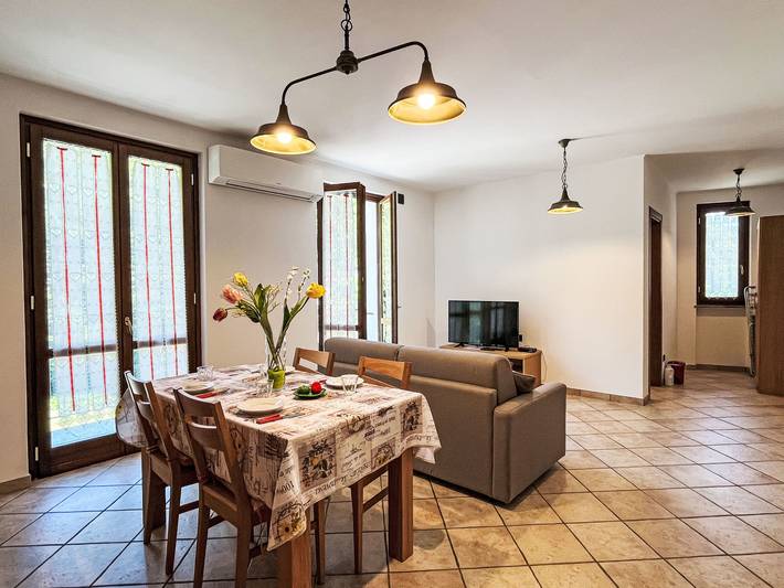 Ferienwohnung für 4 Personen, mit Balkon und Terrasse sowie Garten und Ausblick in Savona - 4