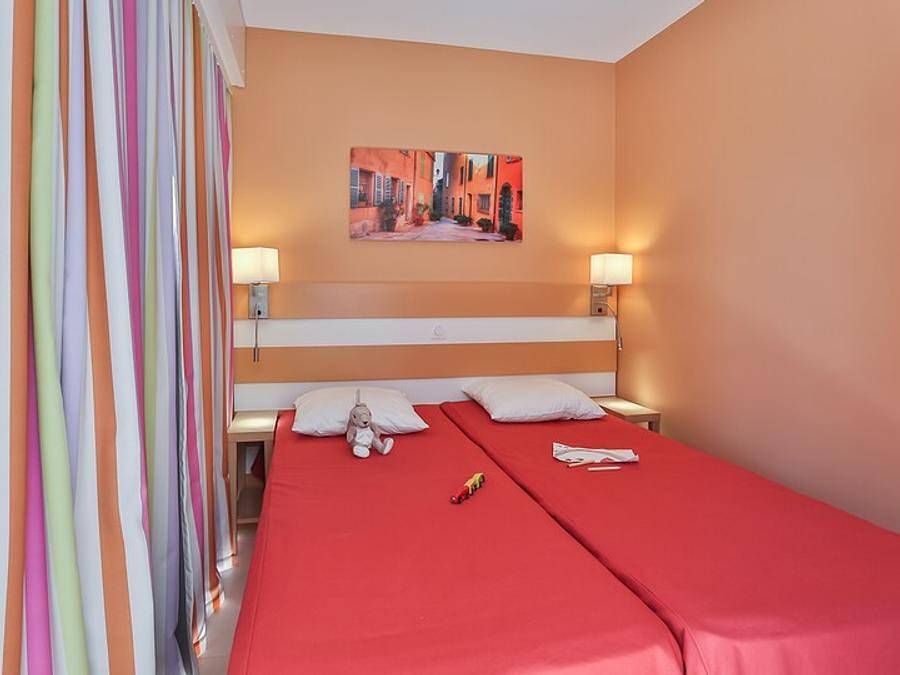 Pierre & Vacances Residence Amandine - Appartement 6 personnes - 1 chambre + 1 coin nuit in Saint-Tropez, Côte méditerranéenne (France)