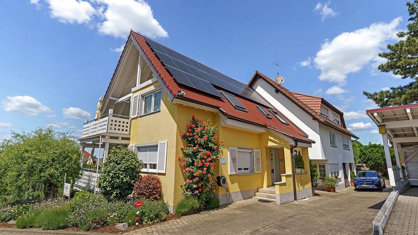 Ferienwohnung für 5 Personen, mit Balkon in Ringsheim