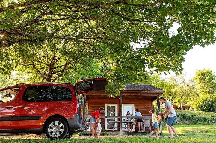 Chalet pour 6 personnes, avec terrasse et piscine, animaux acceptés - 1