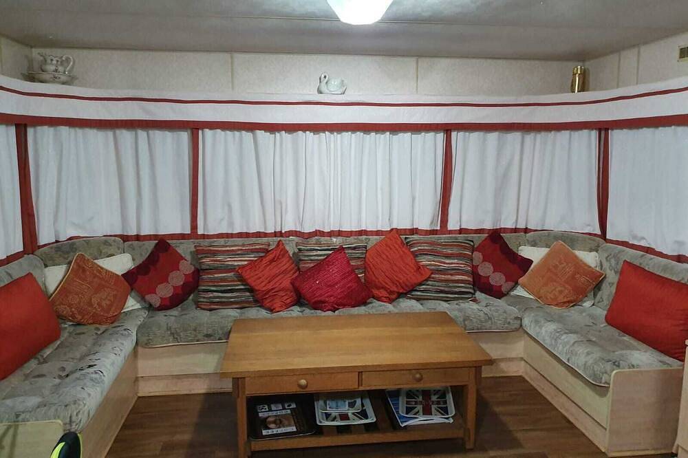 Bungalow for 6 People in Clacton-on-Sea, Essex