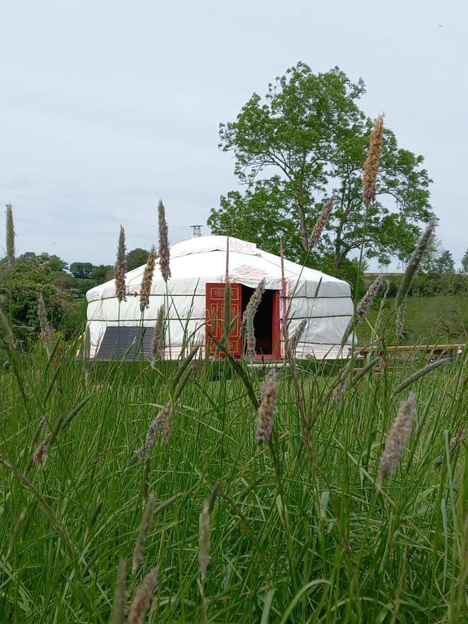 Tente pour 4 personnes, avec vue ainsi que terrasse et jardin dans le Calvados