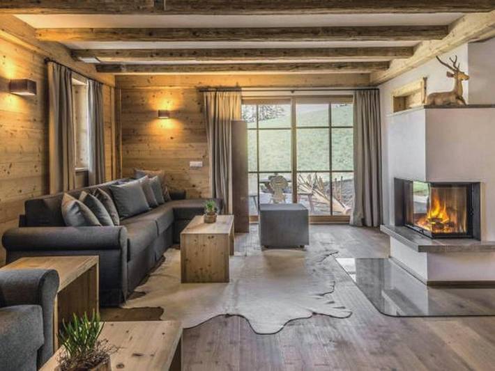 Chalet voor 14 personen, with Balkon and Whirlpool as well as Tuin and Sauna in La Val