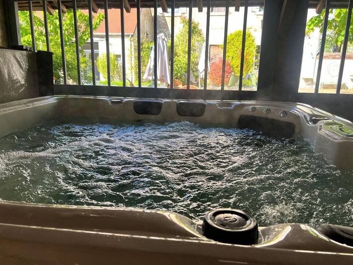 Chambre d’hôte pour 2 personnes, avec vue et jardin dans le Cher - 4