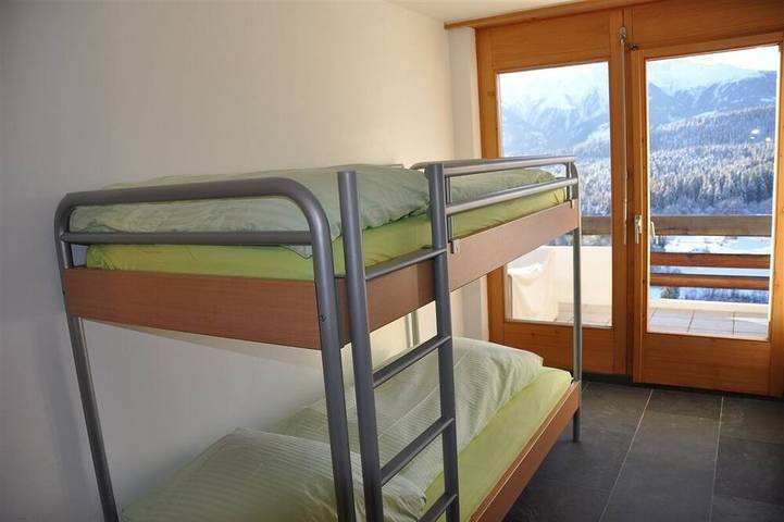 Ganze Wohnung, 3.5 Zimmer Ferienwohnung am Sonnenhang von Flims in Flims-Dorf, Flims