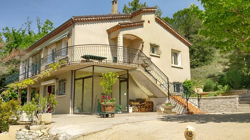 Gîte pour 6 personnes, avec jardin et balcon à Livron-sur-Drôme