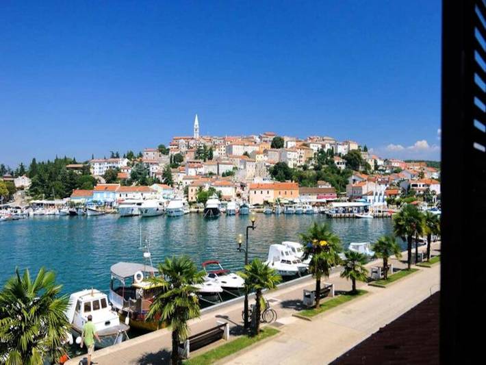 Ferienwohnung für 4 Personen, mit Balkon und Sauna sowie Pool, kinderfreundlich in Vrsar