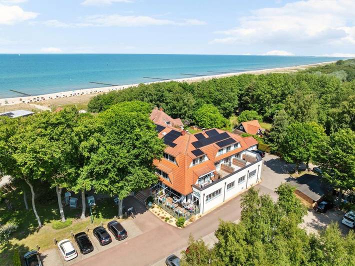 Hotel für 3 Personen, mit Terrasse und Garten sowie Ausblick in der Rostocker Heide