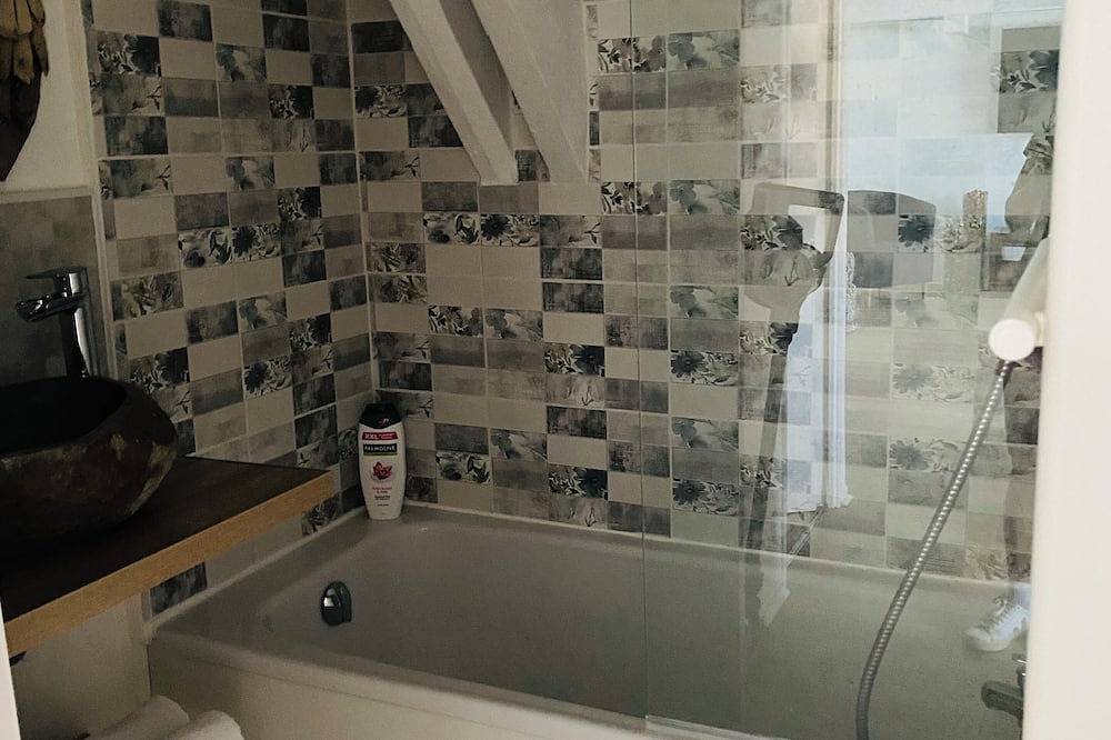 Ganze Wohnung, Petit Appartement à 200 m du Centre et des Maisons de Champagne Prestigieuses in Épernay, Marne