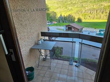 Gîte pour 4 personnes, avec balcon, animaux acceptés à Lélex