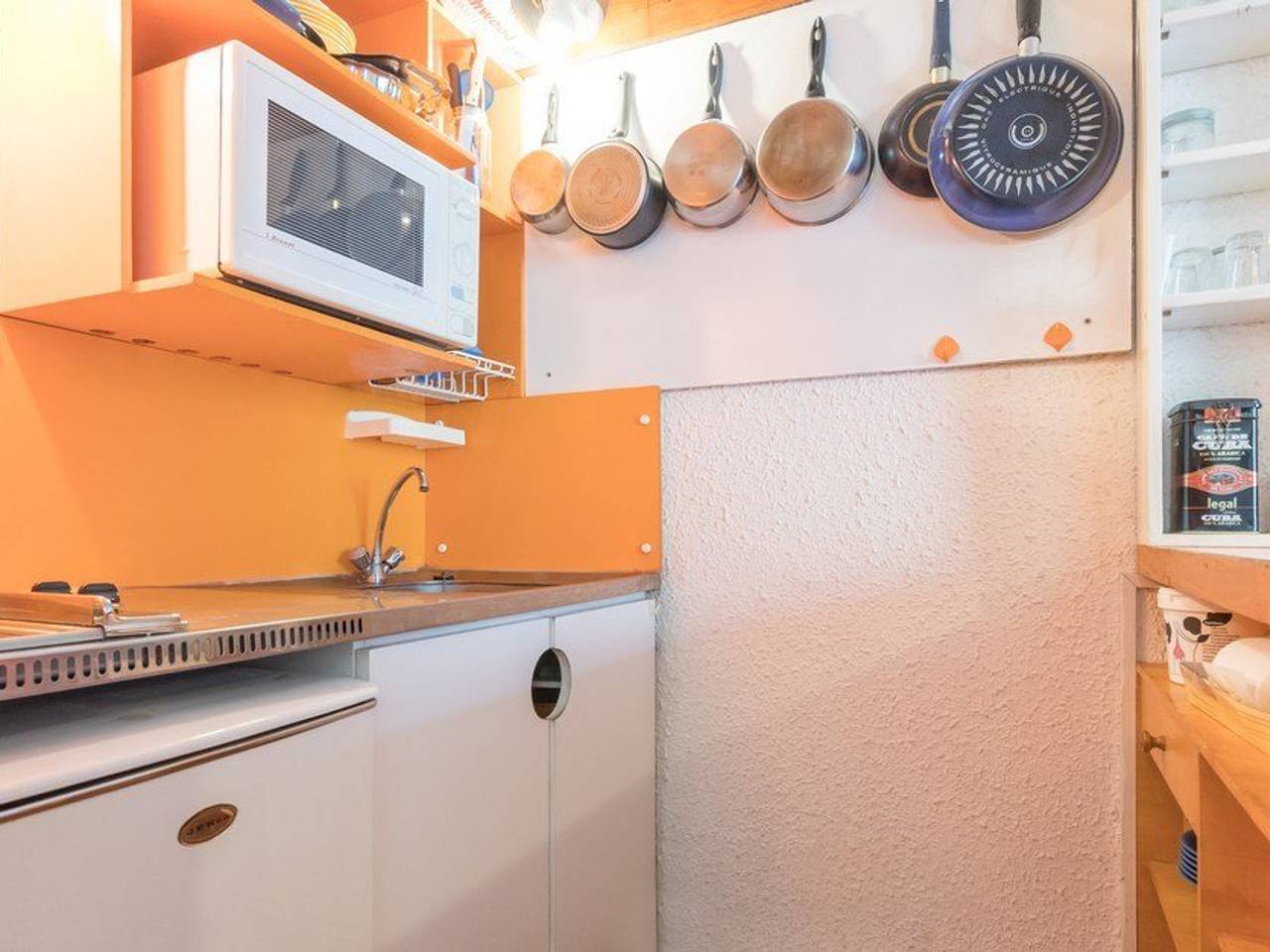 Appartement entier, Studio pour 4 pers à Chantemerle, Serre-Chevalier avec balcon, parking et équipements complets in Saint-Chaffrey, Serre Chevalier