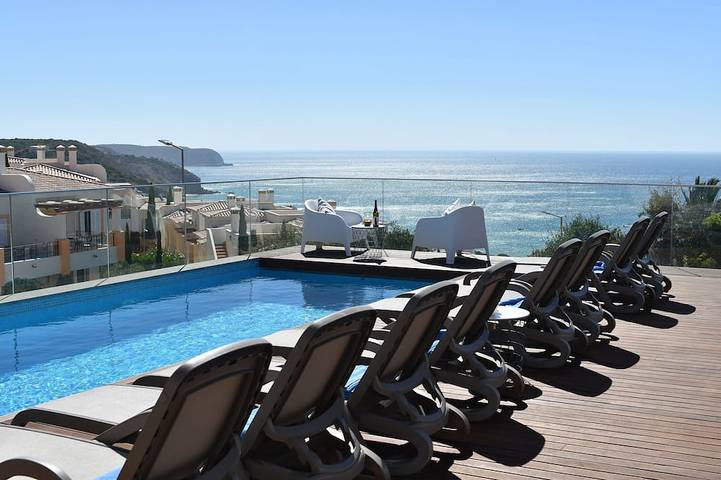 Ferienhaus für 10 Personen, mit Balkon in Salema