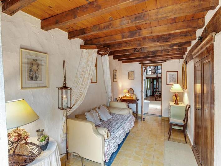 Location de vacances pour 3 personnes, avec Terrasse et Jardin à Saint-Laurent-des-Mortiers