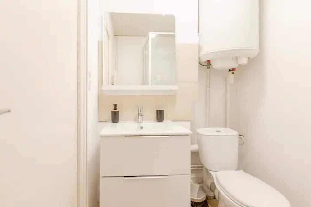 Ganze Wohnung, Bright T2 apartment - Valenciennes town center in Valenciennes, Valenciennes und Umgebung