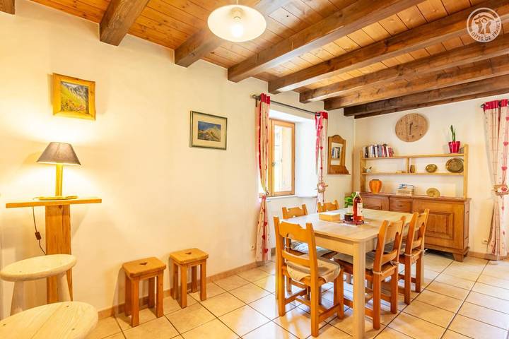 Gîte pour 5 personnes, avec Balcon et Jardin à Planay - 2