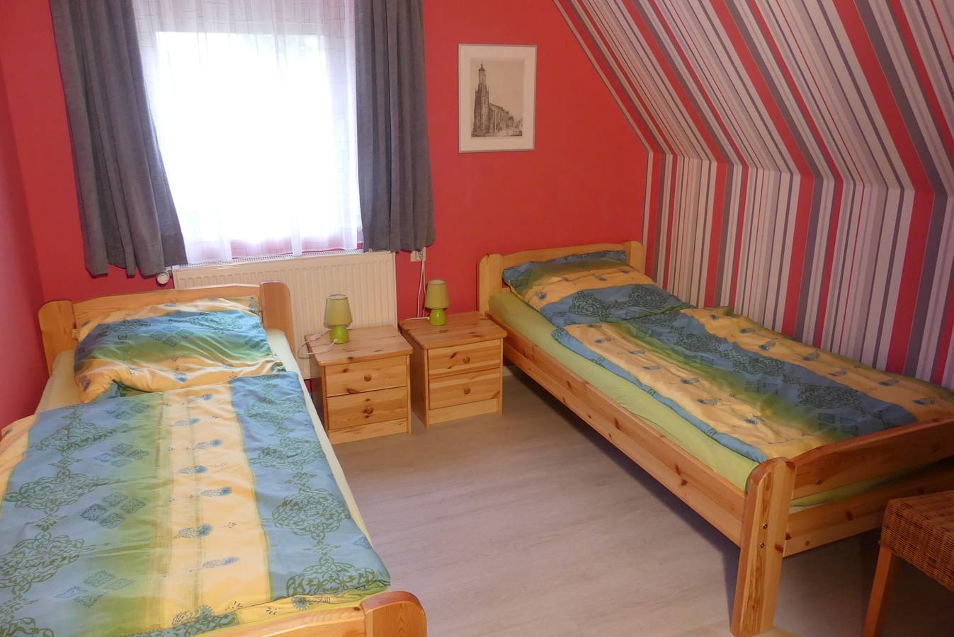 Ganze Wohnung, Ferienwohnung Irmgard - Ferienwohnung mit zwei separaten Schlafzimmern in Nördlingen, Bayerisch Schwaben
