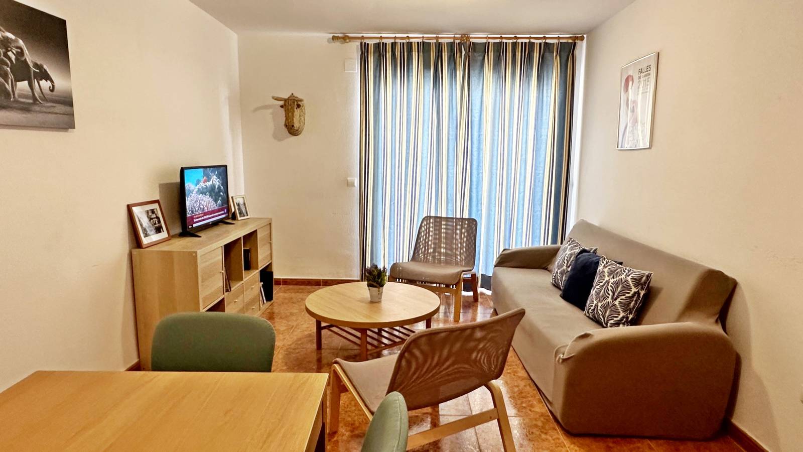 Apartamento entero, Taronjers 27 - 1ª - 2º - 3ª in Miramar, Costa de Valencia