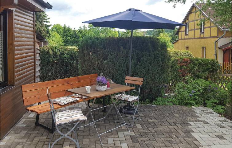 Gemütliche Wohnung mit Parkplatz und Terrasse in Friedrichsbrunn in Friedrichsbrunn, Thale