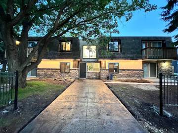 Chambre pour 4 Personnes dans Edmonton, Alberta, Photo 3