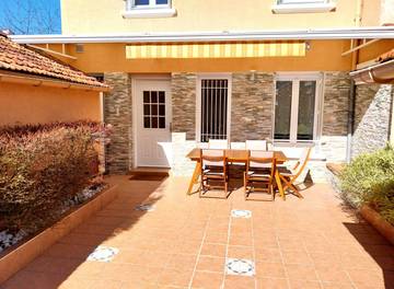 Gîte pour 5 personnes, avec terrasse et jardin à Vichy