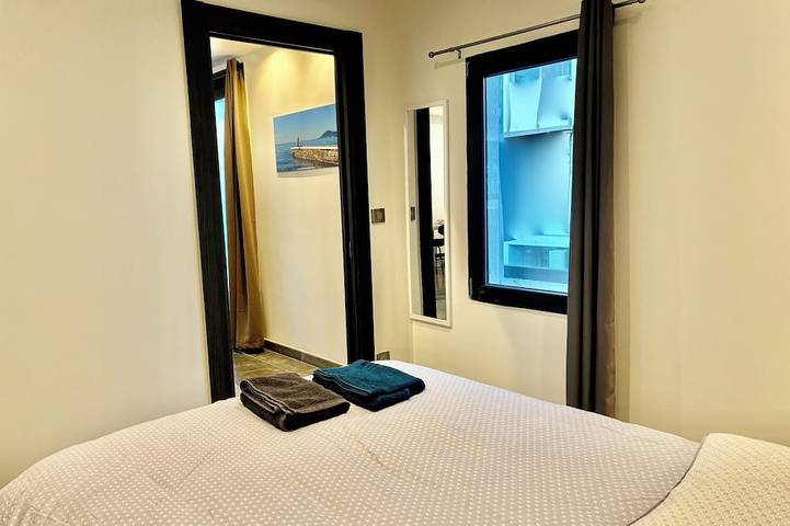 Gîte pour 4 personnes, avec balcon dans Bijou Plage Cannes - 4