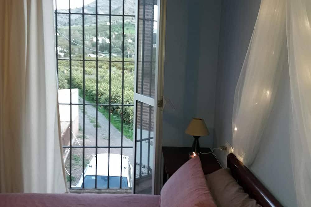 Rural house the star, a charming house where to disconnect and enjoy in Pizarra, Málaga Province