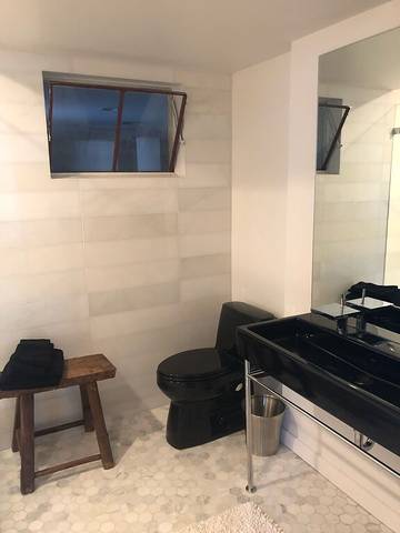 Vacation House for 10 Guests in Gary, Lake Michigan, Picture 1