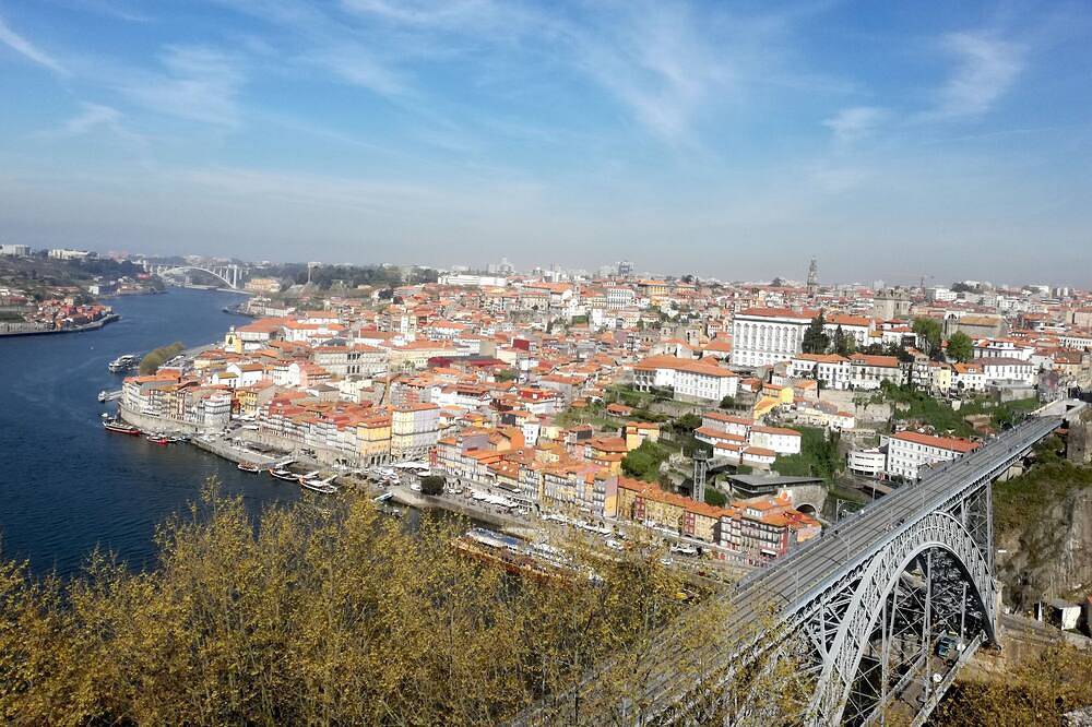Haus in der Nähe von Porto, Espinho und Santa Maria da Feira. in Santa Maria da Feira, Aveiro Distrikt
