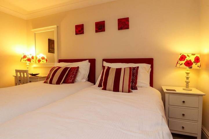 Woodside Cottage in Yorkshire. in Malham, Yorkshire Dales National Park