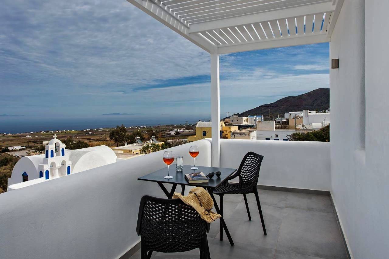 Appartement entier, One-Bedroom Apartment outdoor Tub in Oia, Santorin